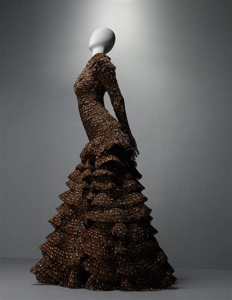 Alexander McQueen Dresses Top 10 | LDNfashion.com