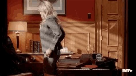Sit Open Legs GIF - Sit OpenLegs Ready - Discover & Share GIFs