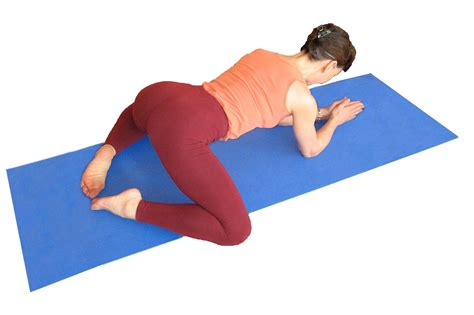 4 Keys to Relieving Back Pain with Therapeutic Yoga | YogaUOnline