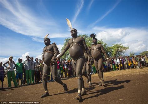 Ethiopian tribesmen compete to get as fat as possible | Daily Mail Online