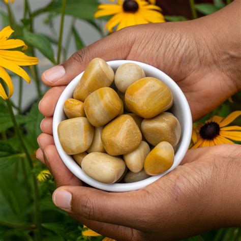 Yellow Aventurine Meanings and Crystal Properties - The Crystal Council