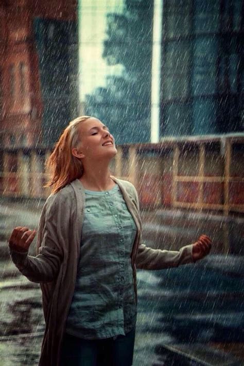 Pin by Moayyed on sunrise & sunsets ~ | Rain photography, Girl in the rain, Walking in the rain