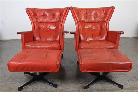 Mid-Century Modern Red Leather Swivel Chair at 1stDibs