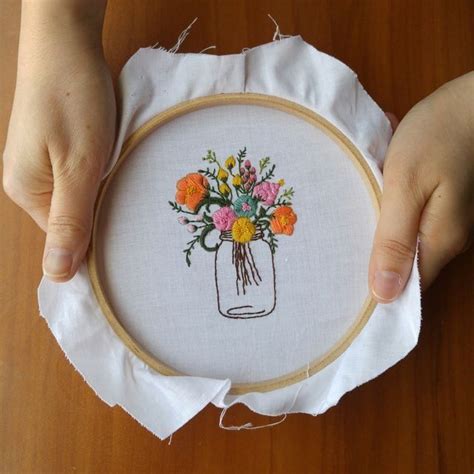 Flowers bouquet embroidery | Hand embroidery, Embroidery patterns, Hand ...