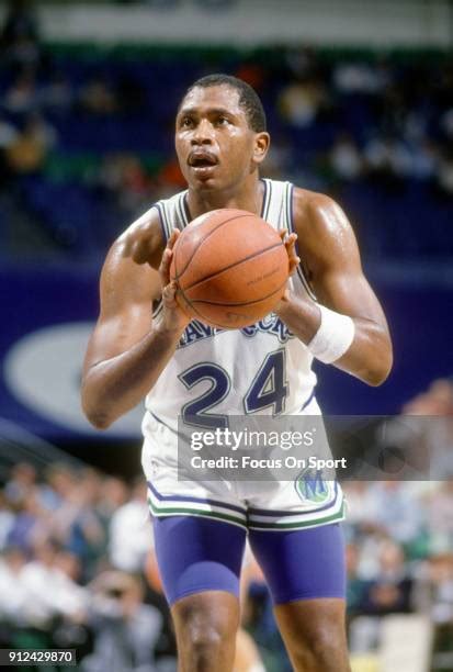 Mark Aguirre Nba Photos and Premium High Res Pictures - Getty Images