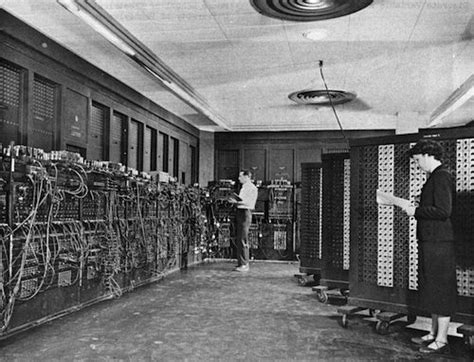 10 Colossal Old Computers That Changed History - Best Computer Science ...