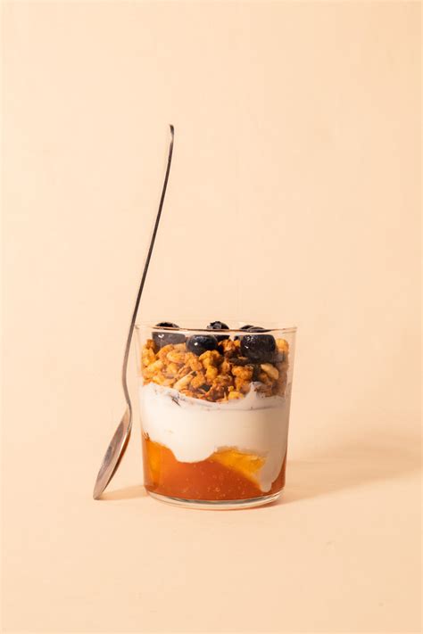 Archipel | Granola & Greek Yogurt (6-8 portions) – Archipel Berlin