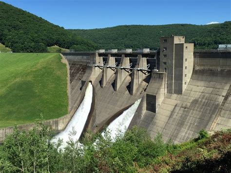 The mighty Kinzua Dam, built 1965, east of Warren, Pa. Photo Chris ...