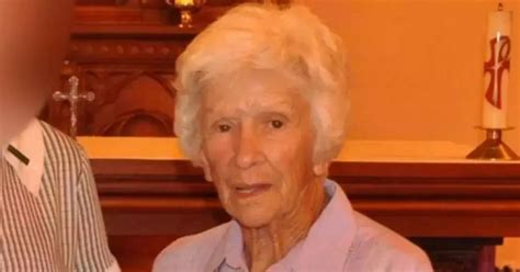 Une grand-mère de 95 ans meurt après avoir été tasée par un policier dans sa maison de retraite
