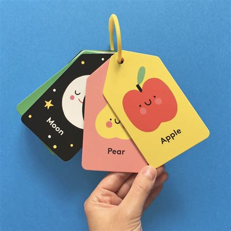 Susie Hammer on Instagram: "Flash cards for @mudpuppykids 🍎🍐#kidsillustration # ...