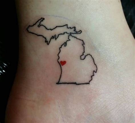 Pin by Leah Maconochie on tattoo ideas | Michigan tattoos, Tattoos, State tattoos