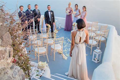 11 Greek Wedding Traditions We Love! | Wedaways