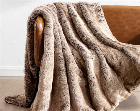 Luxury Faux Fur Throw Blanket House Warming Gift Wedding Gift Softest ...