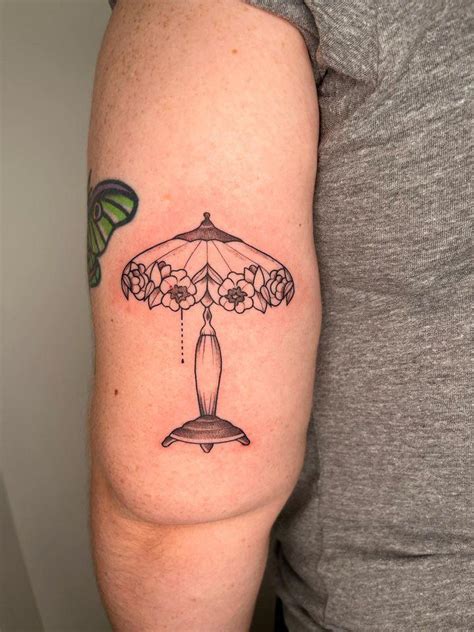 New Tiffany lamp tattoo done by Gaia Hart at Lost Fox Tattoos in London, England - iFindViral.Com