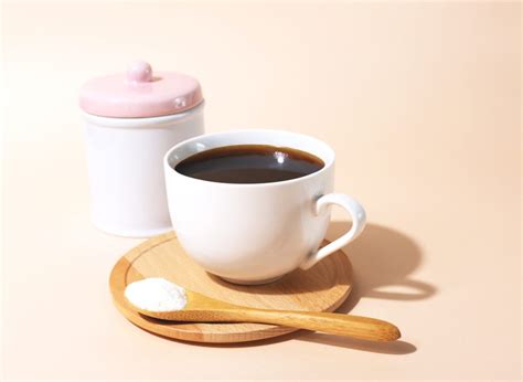 The #1 Best Coffee Combination to Lower Blood Sugar, Say Dietitians ...