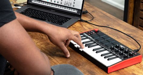 Getting Started with the AKAI MPK Mini | Sweetwater