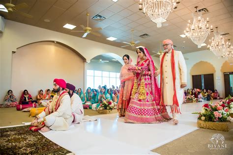 Punjabi Wedding Ceremony – Gurdwara Sahib of SouthWest Houston – Indian ...