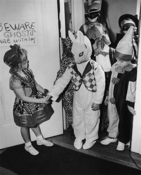 These Vintage Halloween Costumes Will Terrify You!