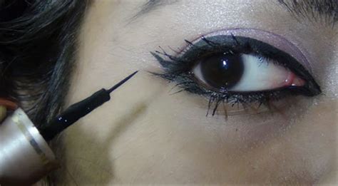 Bollywood Inspired Eye Makeup – Step By Step Tutorial With Images