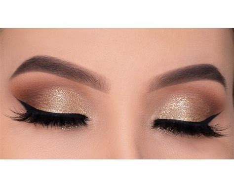 25 Stunning Eye Makeup Looks - 2023 Hottest Trends | Fabbon