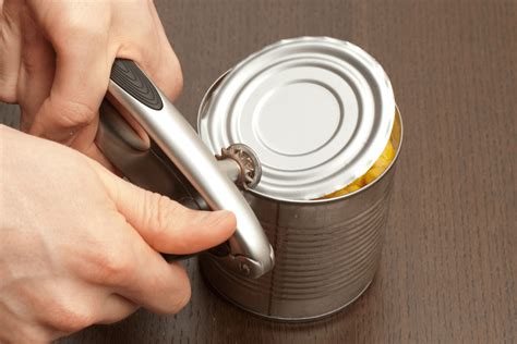 How to Use a Can Opener For Safety and Convenience