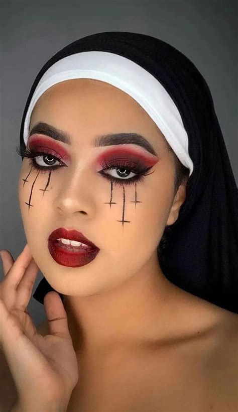 40+ Spooky Halloween Makeup Transformation Ideas : The Nun