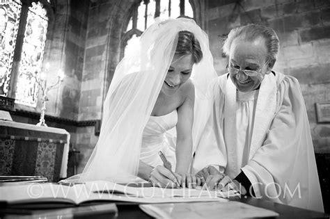 Hidcote Manor Wedding Photography - Guy Hearn