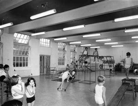 6 Vintage Photos That'll Bring You Back To Gym Class | HuffPost