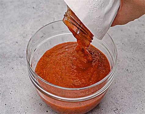How To Thicken Tomato Sauce Without Paste? - The Crowded Table