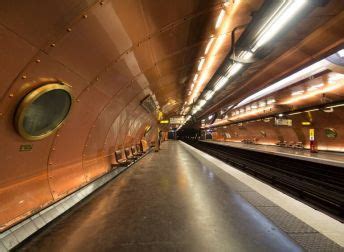 Quelles sont les plus belles stations de metro au monde ? Jules Verne, Metro Travel, Rail Europe ...