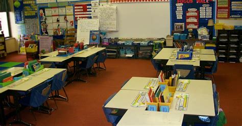 Booky4First: Desks, desks, desks!