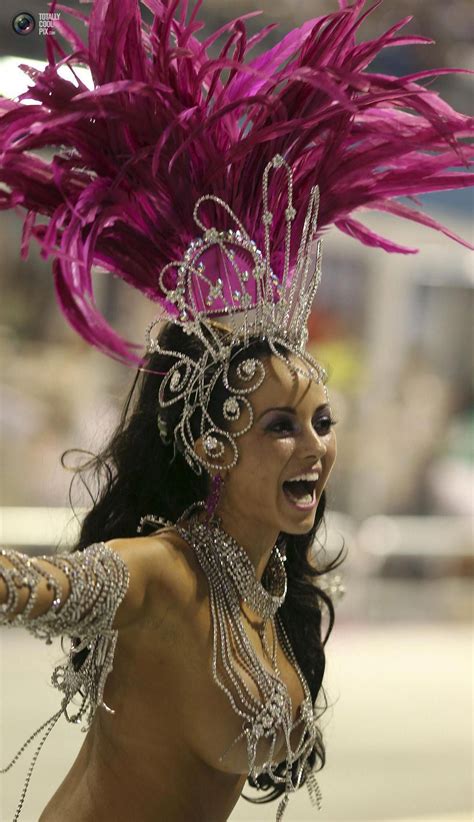 Carnival in RIO #sexyvegasshowgirl | Rio carnival, Carnival girl, Carnival outfits