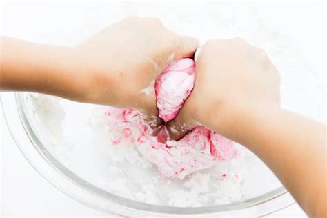 How to Make Cloud Dough - Mom. Wife. Busy Life.