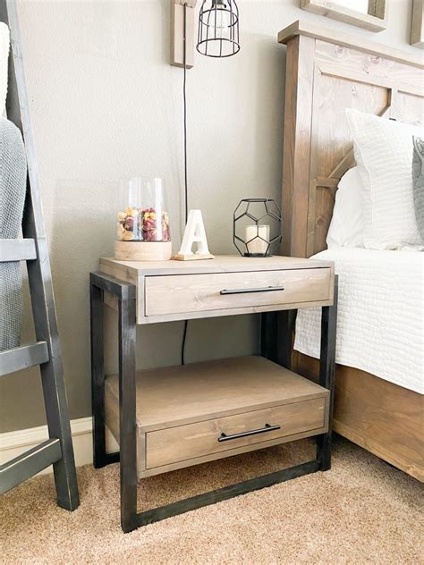 Diy Bedside Tables | Brokeasshome.com