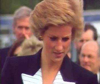 princess diana beautiful gif | Princess diana wedding, Princess diana ...