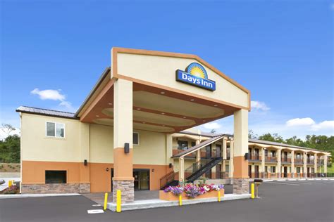 Days Inn by Wyndham Fultondale | Fultondale, AL Hotels