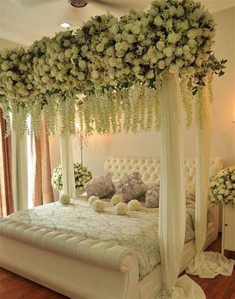 beautiful-bridal-bedroom-with-floral-canopy