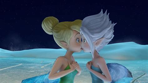 deviantart tinkerbell | tinkerbell y periwinkle beso 2 by tailsxamyporsiempre | Tinkerbell, Dark ...