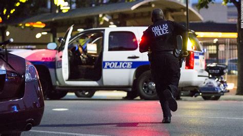 Dallas sniper attack: 5 officers killed, suspect ID'd - CNN