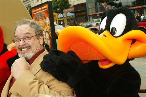 Bugs Bunny and Daffy Duck voice actor Joe Alaskey dies, aged 63