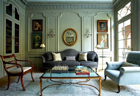 Feast for the Senses: 25 Vivacious Victorian Living Rooms