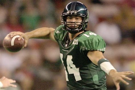 Hawaii’s Timmy Chang Is The 10th Former Quarterback Coaching His Alma Mater