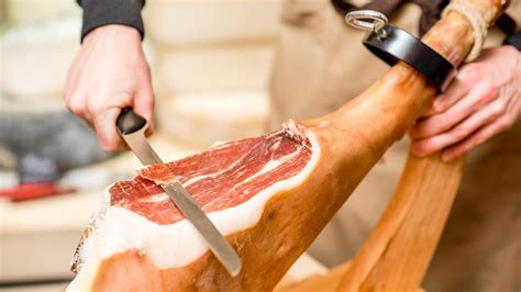 Cómo cortar jamón paso a paso (y de forma correcta)