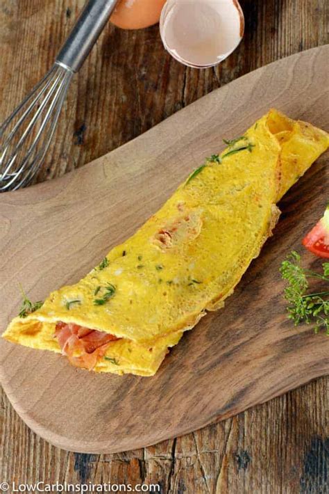 The Best Keto Bacon and Cheese Omelette (Insanely Easy and Delicious ...