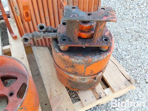 Allis-Chalmers Tractor Parts BigIron Auctions