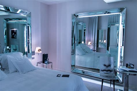 Mirror bedroom | Mirror bedroom | Walter Schärer | Flickr