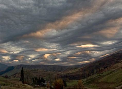 The 7 Most Stunning Cloud Formations That You'll Ever See