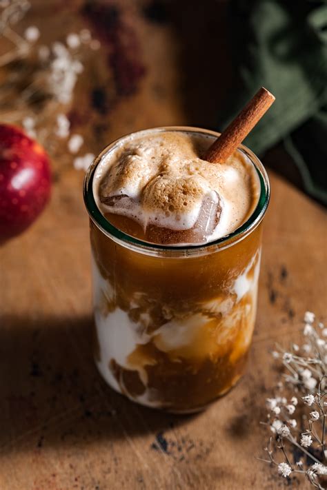 Vegan Apple Crisp Oatmilk Macchiato (Iced or Hot) - Liv Vegan Strong