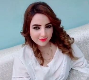 Hareem Shah Biography, Wiki, Hareem Shah Viral Video, Hareem Shah Mms ...