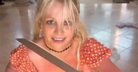 Britney Spears Gets Visit From Police After Bizarre Dance Went Viral - Daily Patriot Report